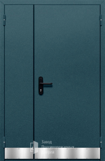 Фото двери «Полуторная с отбойником №33» в Хотьково